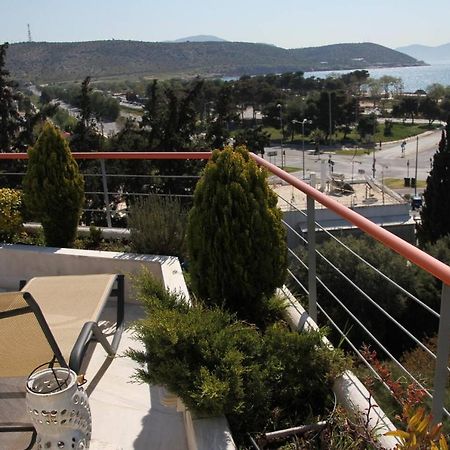 Varkiza Seaside Penthouse With Private Roof Deck Vari  Bagian luar foto