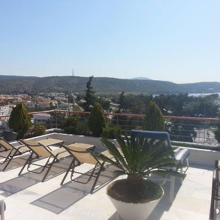 Varkiza Seaside Penthouse With Private Roof Deck Vari  Bagian luar foto