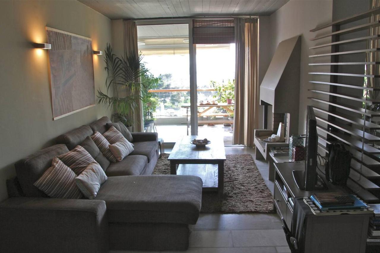 Varkiza Seaside Penthouse With Private Roof Deck Vari  Bagian luar foto